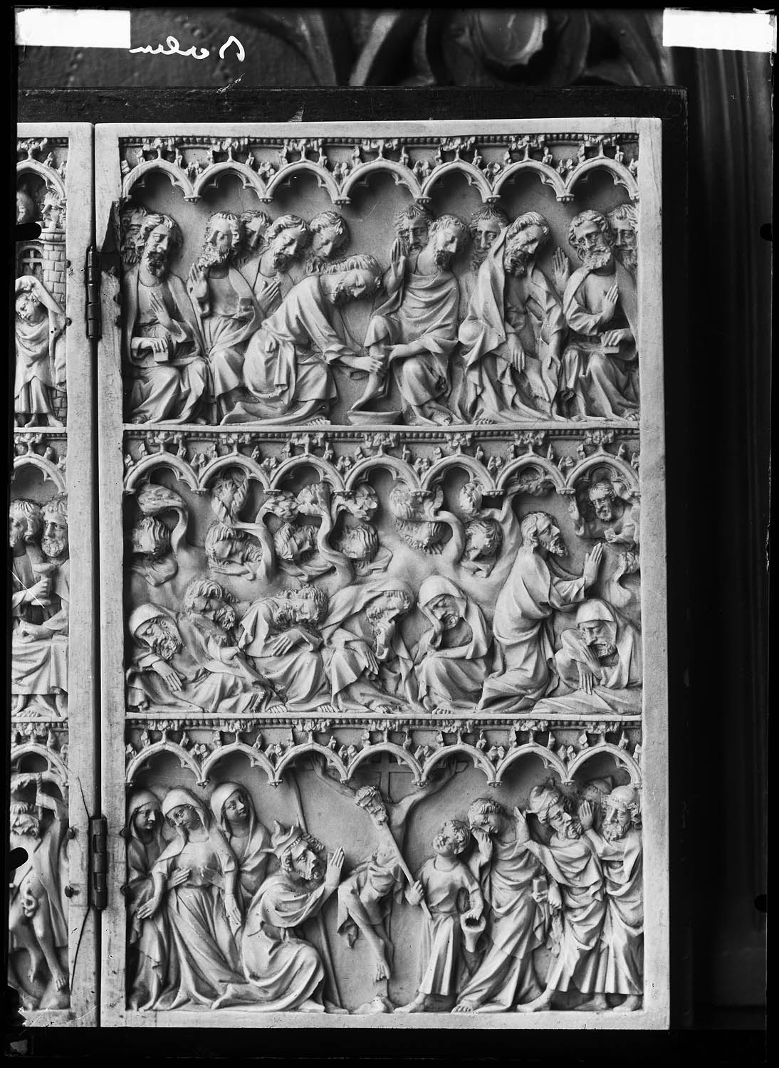 Diptyque, histoire de la Passion, ivoire