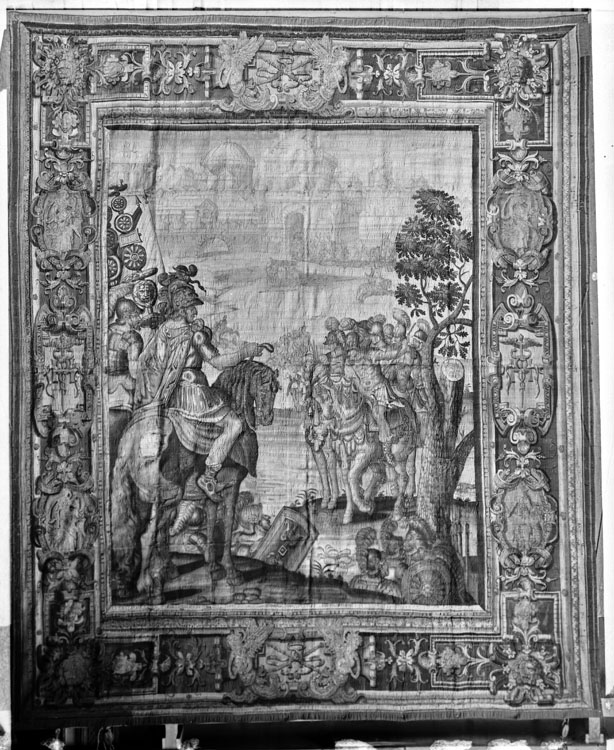 Tapisserie de Paris, Atelier du Faubourg Saint-Marcel, tenture de l'histoire de Coriolan, pièce N°8 : Préparatifs pour le combat