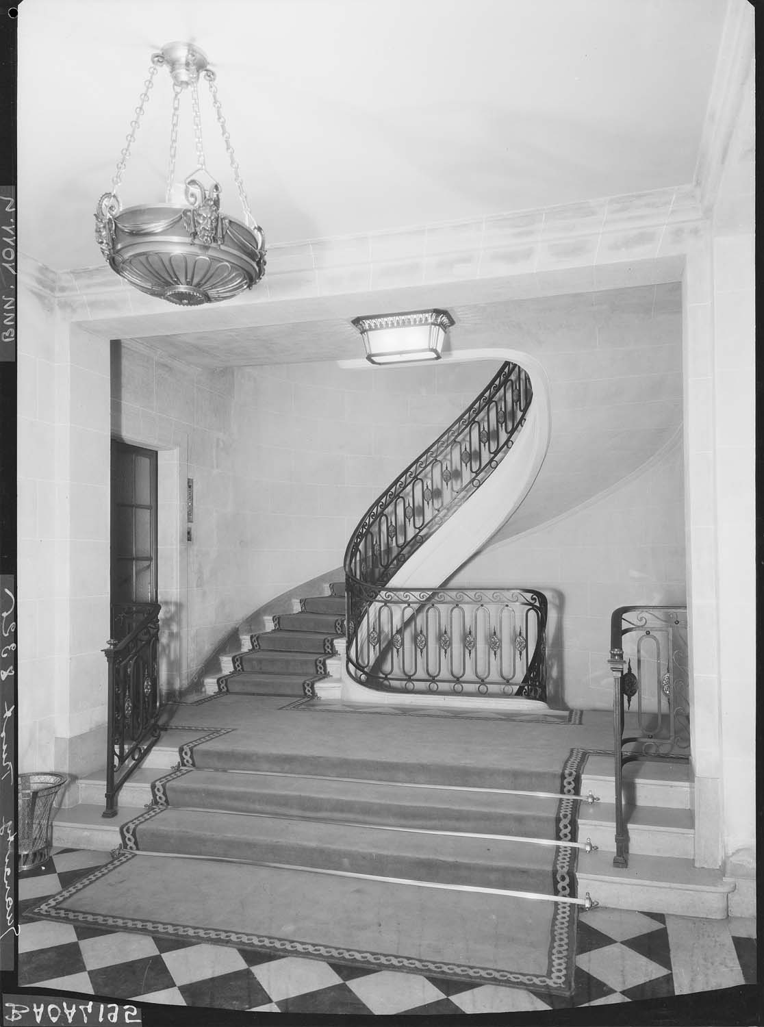 Départ de l'escalier intérieur