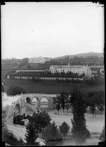 Basilique, vue éloignée