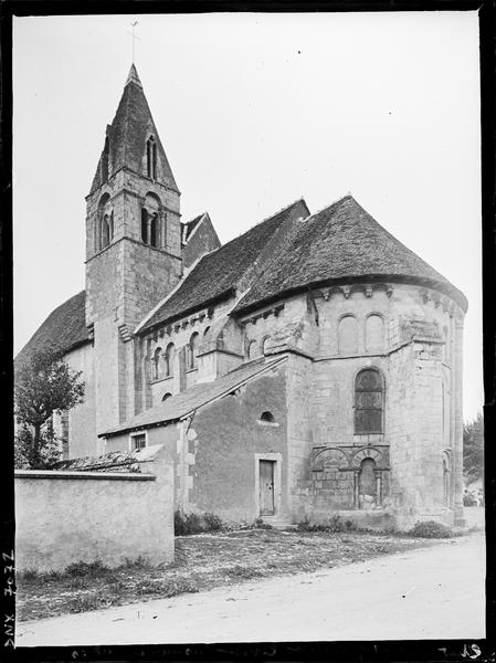 Ensemble sud-est : abside et clocher