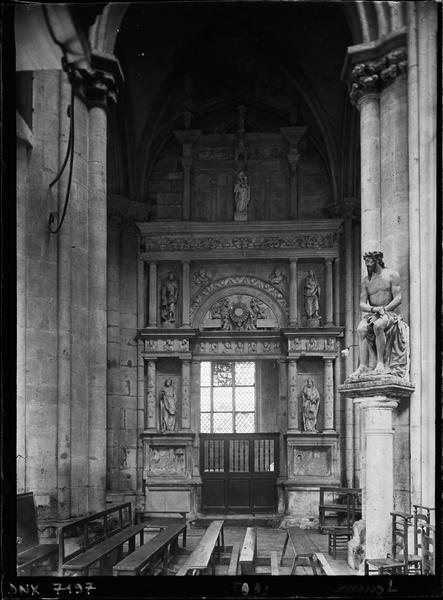 Chapelle latérale : retable