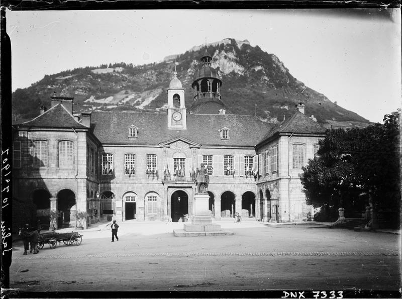 Façade antérieure