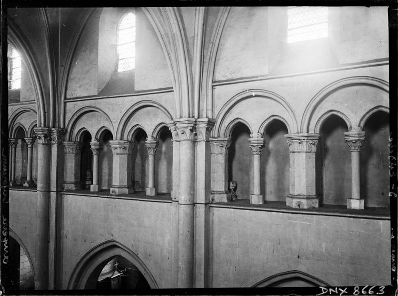 Intérieur : triforium