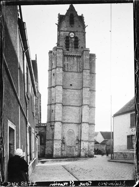 Clocher dit la Tour penchée, côté nord