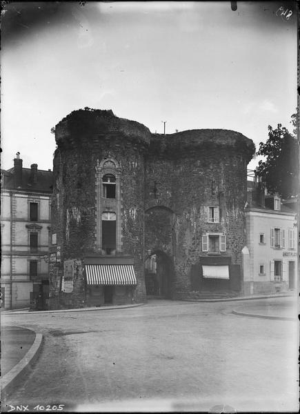 Porte Beucheresse, façade extra-muros