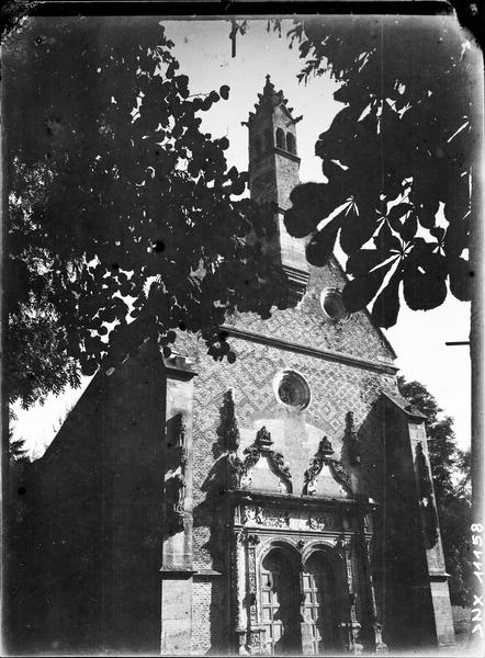 Chapelle : façade ouest, partie supérieure