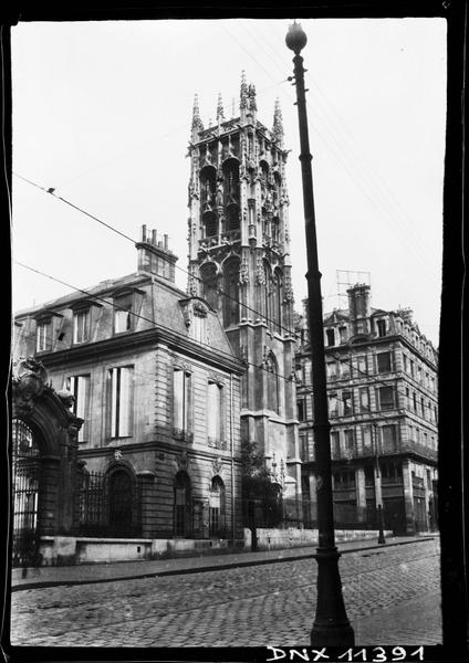 Clocher dit tour saint-André