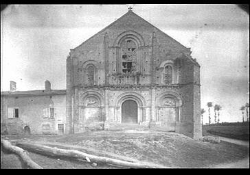 Eglise, façade ouest