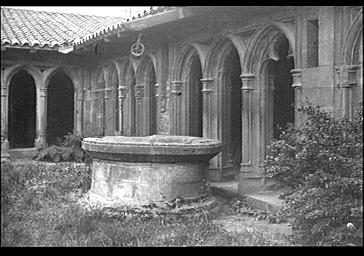 Cloître, vue générale