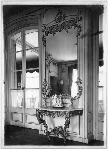 Salon Louis XV, décor de Saxe