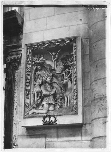 Haut-relief : la Vision de saint Hubert, en albâtre - © Ministère de la Culture (France), Médiathèque du patrimoine et de la photographie, diffusion RMN-GP