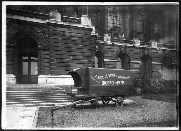 Voiture ayant servi aux Allemands pour le déménagement des œuvres d'art du Palais des beaux-arts