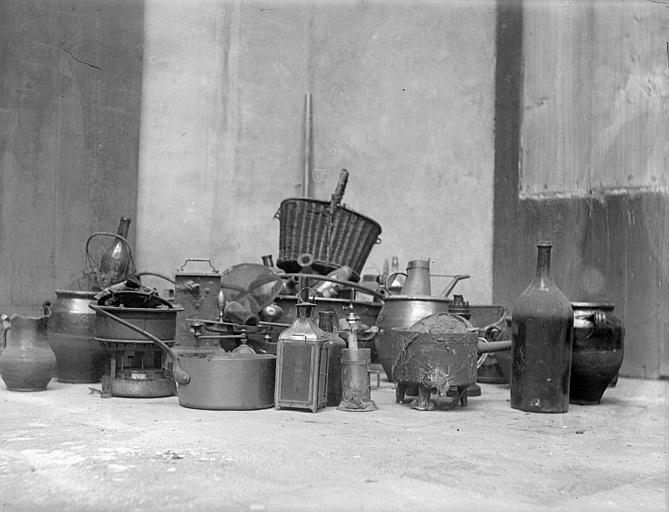 Vieilleries, lot à vendre