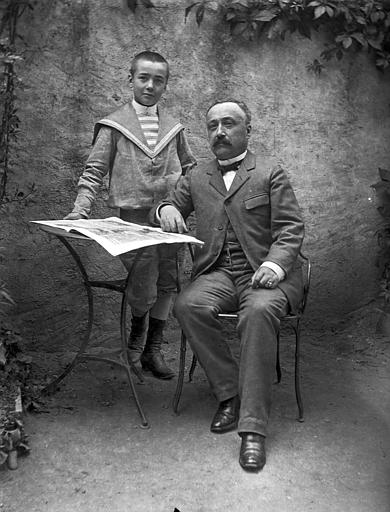 Monsieur Lafargue et son fils