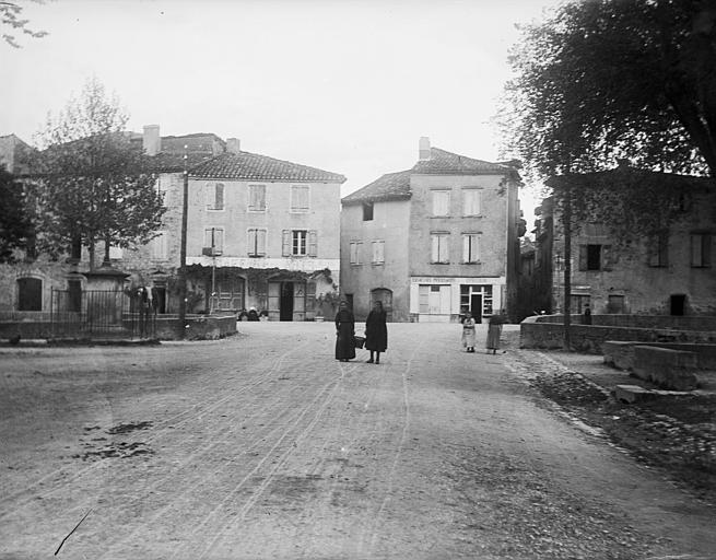 Saint-Antonin par la route de la Caussade