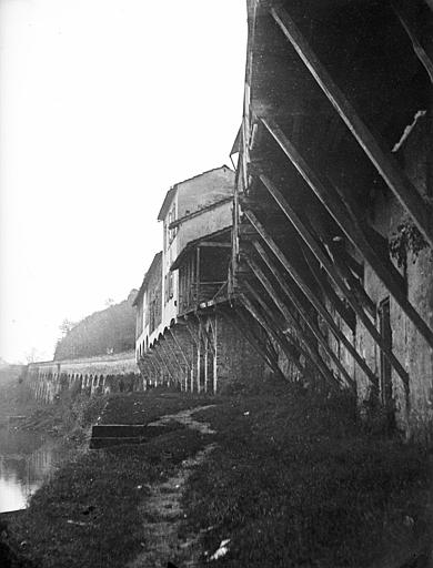 Sous le moulin de Gardesse près d'Albi