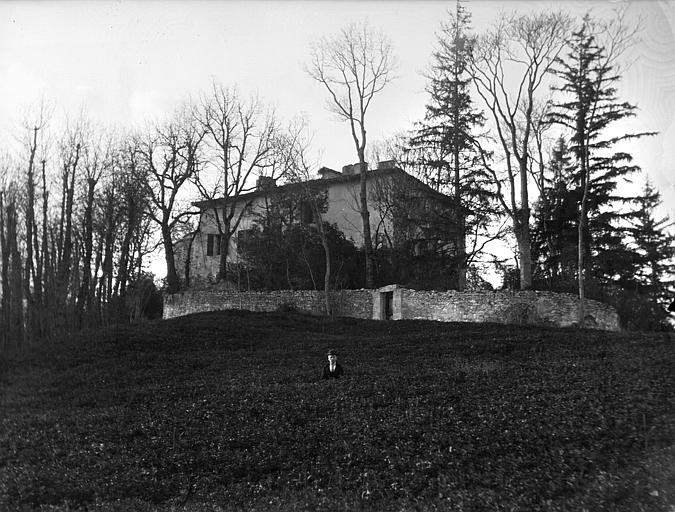 Château de Bélesta près Caylhussac