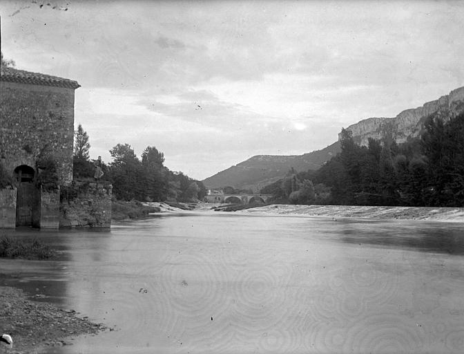 Chaussée du moulin de Roumégous près de Saint-Antonin