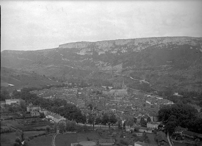 Saint-Antonin vu du Chemin du Calvaire