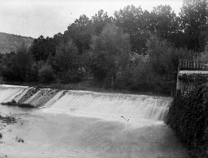 Chaussée du foulon Escorbiar à Saint-Antonin