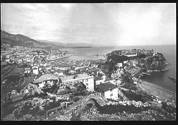 Plan d'ensemble de Monaco et vue sur le rocher de Monte-Carlo