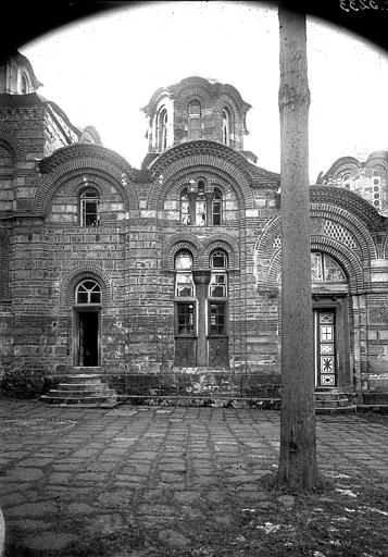 Narthex