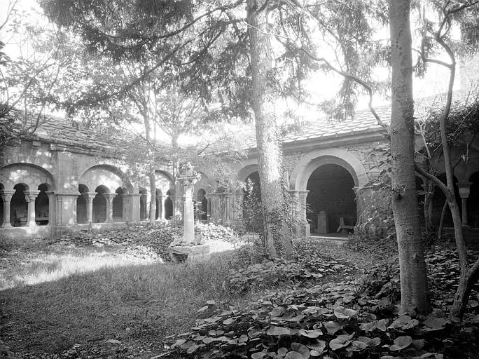 Vue du cloître