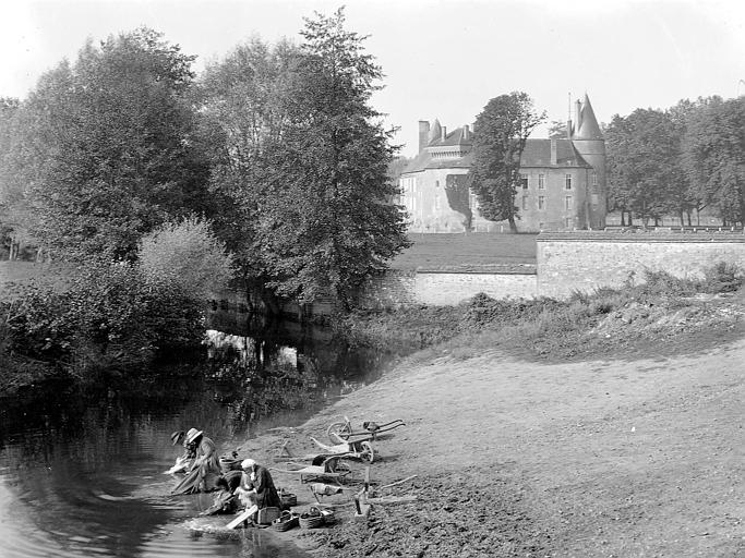 Lavandières sur les bords de la Dragne