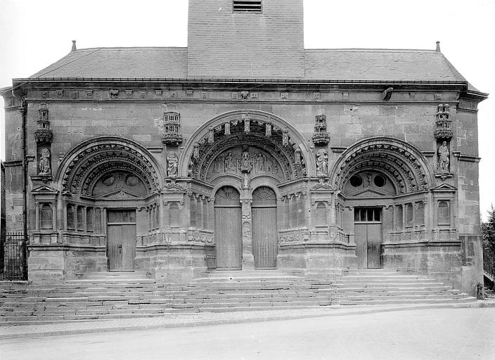 Porche de l'église