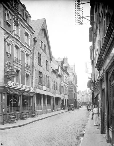 Façade côté rue