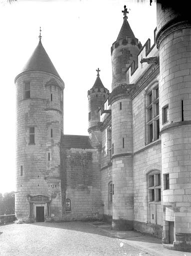 Façade du logis du roi