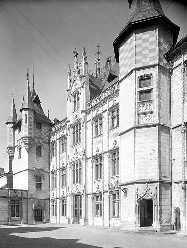 Façade sur la cour intérieure