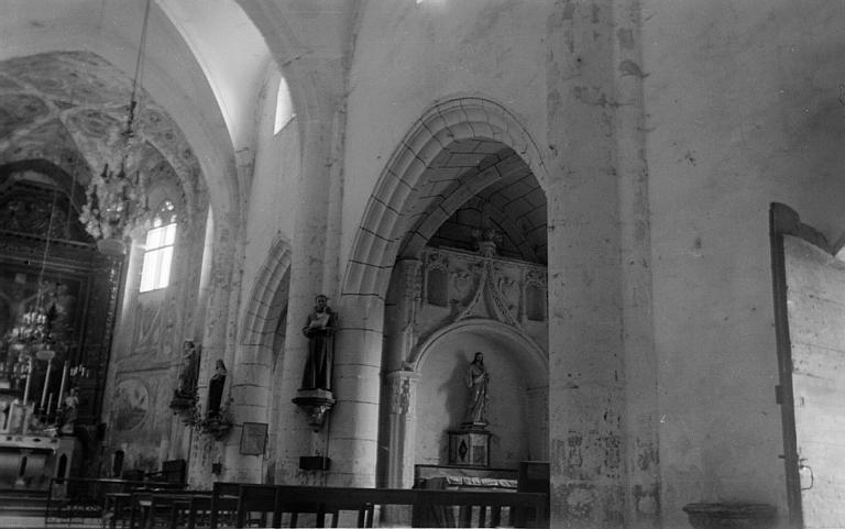 Vue intérieure vers le choeur, côté sud