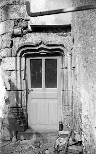 Porte en accolade