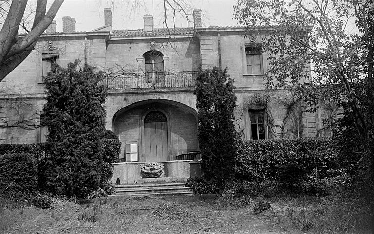 Façade sur jardin