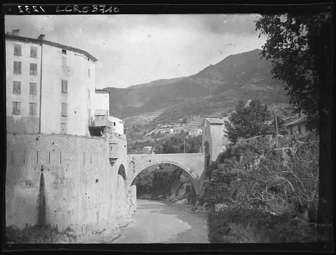 Le pont d'Entrevaux