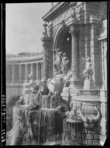 Fontaine vue de côté