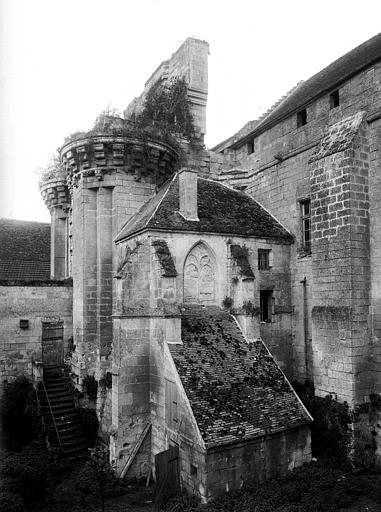 Porte d'entrée, vue latérale