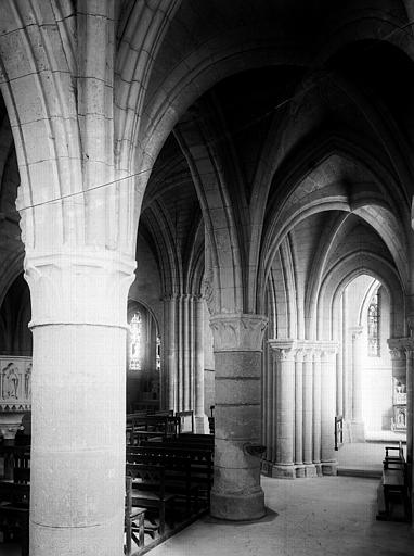 Intérieur, bas-côté sud, partie de la nef