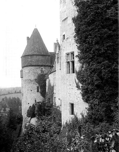 Façade sud : Tourelle centrale