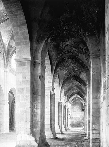 Eglise, collatéral nord vers l'ouest