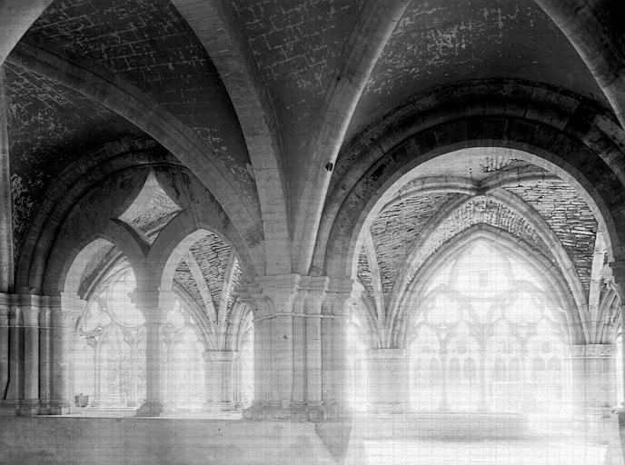 Cloître vu de la salle capitulaire