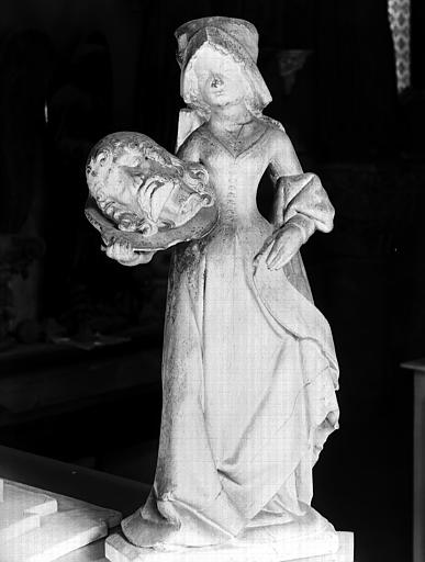 Sculpture : Salomé portant la tête de saint Jean-Baptiste