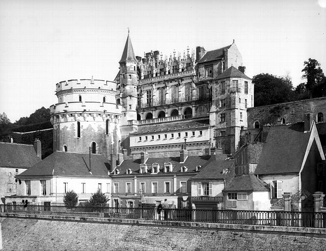 Tour des Minimes, logis du roi