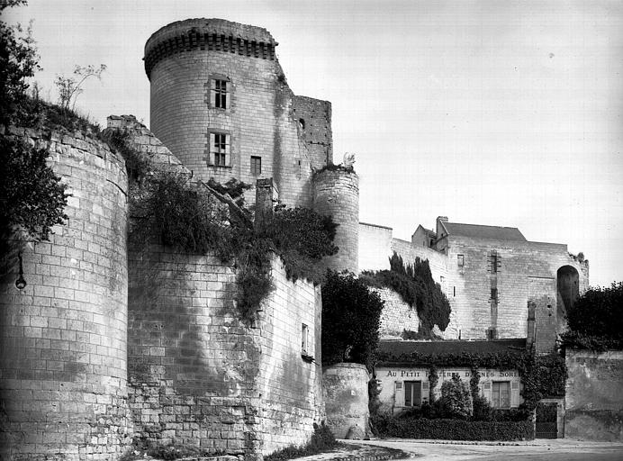 Vieux Château : Tour Neuve ou tour Louis XI, côté ouest