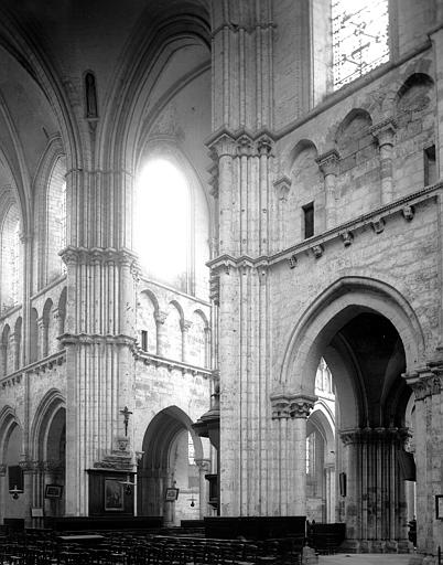 Intérieur, croisée du transept