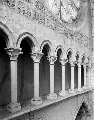 Intérieur, tribunes du transept