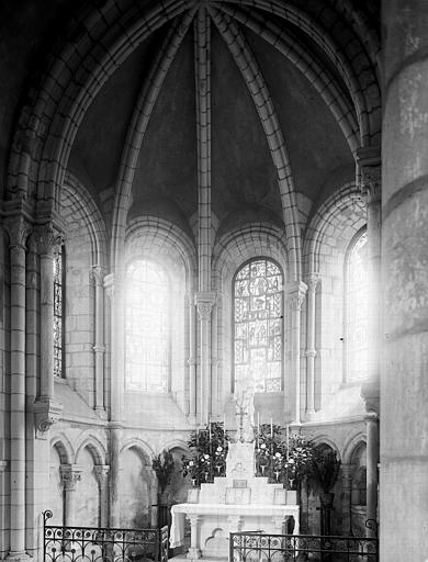 Intérieur, chapelle de la Vierge