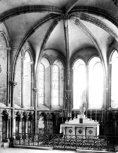 Intérieur, chapelle du pourtour du choeur